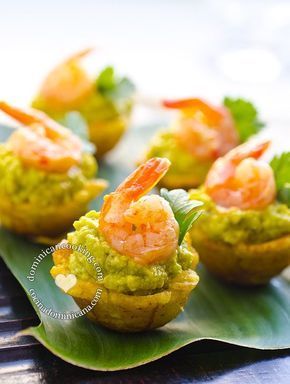 Plantain Cups, Rellenos Recipe, Dominican Recipes, Plantain Recipes, Wine Recipe, Small Appetizers, Dominican Food, Snacks Für Party, Latin Food