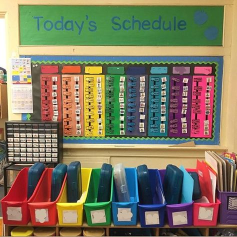 Color-coded visual schedules give me life!!! 😍📸: @adventuresin101 Special Needs Visual Schedule, Color Coding Classroom, Sped Visual Schedule, Elementary Life Skills Classroom Setup, Corner Organization Ideas, Asd Classroom Setup, Visual Schedules Special Education, Color Coded Classroom, Special Education Schedule