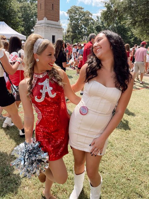 bama football alabama game day outfit University Of Alabama Game Day Outfits, University Of Alabama Aesthetic, Alabama Game Day Outfit, Alabama Sorority, Alabama Tuscaloosa, Alabama Gameday Outfit, Future University, University Alabama, Alabama Game Day