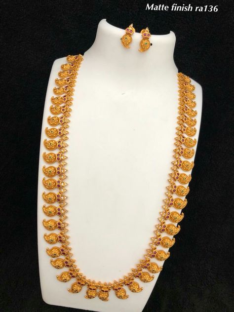 Long haram/Manga mala /mango haram Matt finish  For orders WhatsApp at +919445175609 Maanga Maalai Gold, Manga Malai Gold Jewellery Designs, Beads Haram, Antique Diamond Necklace, Mango Haram, Mango Mala, Gold Haram, Gold Necklace Wedding, Wedding Jewelery