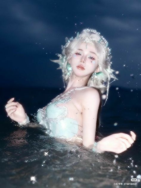 Siren Art Aesthetic, Siren Poses Drawing, Mermaid Core Photoshoot, Siren Pose Reference, Siren Reference, Siren Poses, 2 Person Reference Poses, Siren Pfp, Mermaid Pose Reference