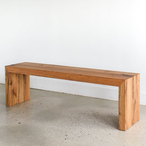 Woods Texture, Indoor Bench Seating, Waterfall Bench, Woodworking Plans Workbench, Diy Wood Bench, Farmhouse Dining Chairs, Reclaimed Wood Projects, Woodworking Plans Diy, Reclaimed Wood Wall