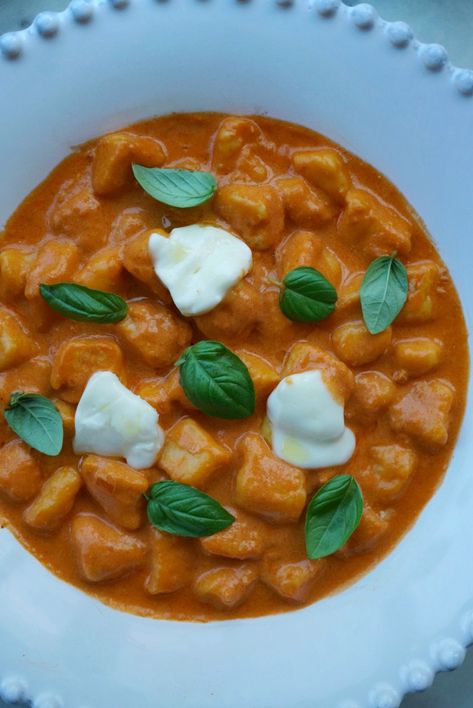 Ricotta Gnocchi alla Vodka with Stracchino & Basil Gnocchi With Vodka Sauce, Ricotta Gnocchi, Alla Vodka, Vodka Sauce, Egg Yolks, Parmigiano Reggiano, Soft Cheese, Sunday Dinner, Quick Snacks