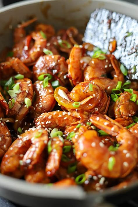 Sweet Chili Shrimp Shrimp Chili Sauce, Sweet And Spicy Shrimp Recipes, Sweet Thai Chili Shrimp, Thai Chili Shrimp, Fruit Cake Recipe With Rum, Sweet Chili Shrimp Recipe, Chili Shrimp Recipe, Caribbean Fruit Cake Recipe, Shrimp With Sweet Chili Sauce