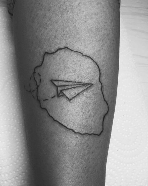 #tatouage #Totoo #reunionisland #Iledelareunion #Paperplane #974 ❤ Island Tattoo, Flag Tattoo, Cute Tiny Tattoos, Reunion Island, Tiny Tattoos, Triangle Tattoo, Geometric Tattoo, Collage, Tattoos