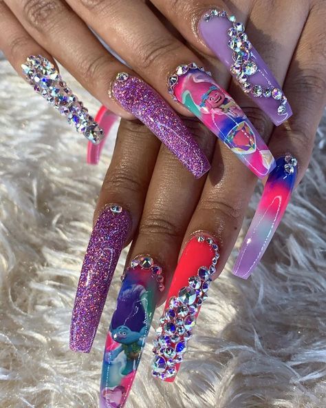 Your Favorite NailTech❤️ on Instagram: “TROLLS💜😈. #NailsByStina #QualityOverQuantity #CoffinNails #NoPolish #DallasNails #DallasNailArtist #DallasNailTech #DFWNails #TexasNails…” Trolls Nails, Texas Nails, Trolls Movie, Halloween Nail, Halloween Nail Art, Nail Tech, Nail Artist, Halloween Nails, Coffin Nails