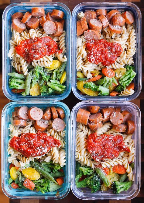 15-Minute Chicken Sausage Pasta Meal Prep Bowls are a super quick and easy gluten-free meal prep solution! Sausage Pasta Meal Prep, Pasta Meal Prep, Panini Grill, Gluten Free Meal Prep, Chicken Sausage Pasta, Clean Meal Prep, Clean Eating Recipes For Dinner, Meal Prep Clean Eating, Prep Bowls