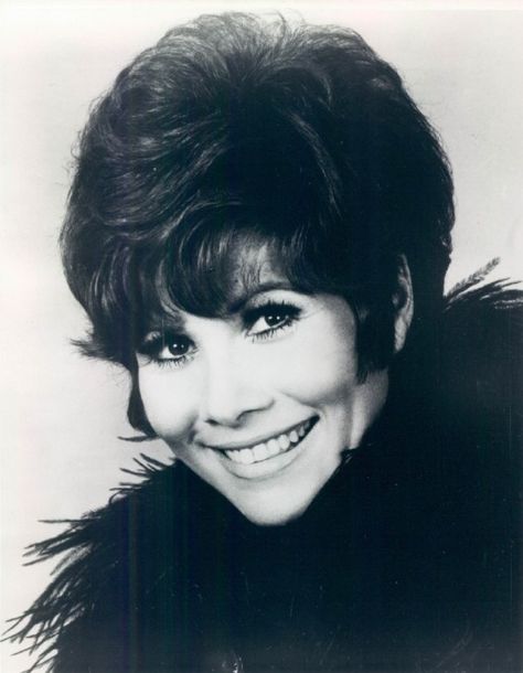 Michele Lee (Dusick) Michele Lee, Hollywood Women, Knots Landing, Michelle Lee, Soft Dramatic, Beautiful Brown Eyes, Soap Stars, Guys And Dolls, Elizabeth Taylor