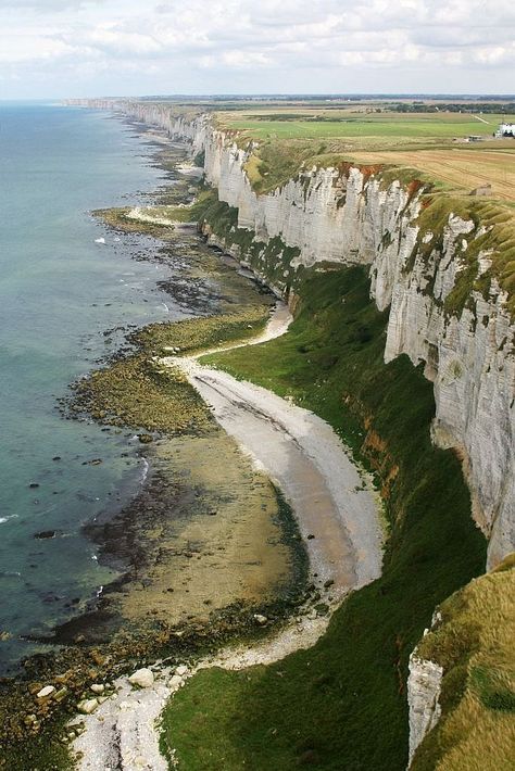 travelingcolors: “Cliffs on the Côte d’Albâtre | France (by Antoine Grandeau) ” Falaise Etretat, White Cliffs Of Dover, Coast Line, Normandie France, Chateau France, Mont Saint Michel, Pretty Places, Best Vacations, France Travel