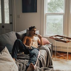 Live look at my thursday as I lay on the couch watching tv. Any suggestions on what to watch?! Sean O Donnell, Sean O'pry, What To Watch, Inspo Pics, Lay On, Frat Boy, O Donnell, Shirtless Men, Watching Tv