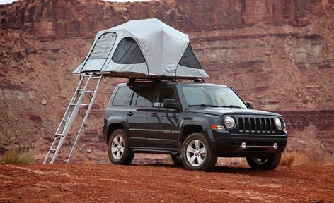 Rooftop Tents and the Love-Hate Paradox | GearJunkie Camping Jeep, Tepui Tent, Truck Bed Tent, Air Tent, Jeep Camping, Rooftop Design, Expedition Portal, Car Tent, Family Tent Camping