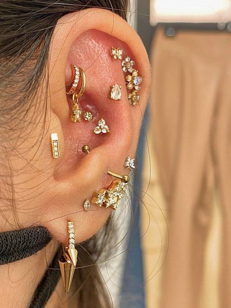 Cool Ear Piercings, Pretty Ear Piercings, Cute Ear Piercings, Cool Piercings, Ear Style, Facial Piercings, Piercing Inspo, Piercing Jewellery, Cute Piercings