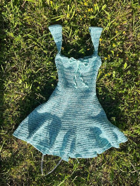 Easy Crochet Dress Pattern, How To Crochet A Dress, Cottagecore Crochet Ideas, Crochet Dress Aesthetic, Crochet Projects Clothes, Crochet Prom Dress, Crochet Cottage Core, Cute Crochet Dress, Crochet Fairycore