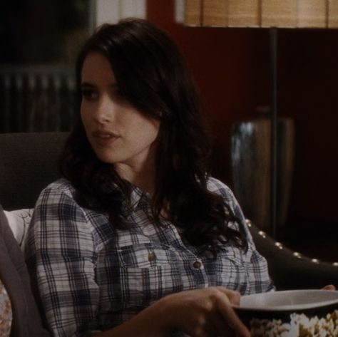 Olivia Morris, Scream Characters, Jill Roberts, Scream 4, Movies Characters, Scream Franchise, Ghost Faces, Emma Roberts, Girl Icons