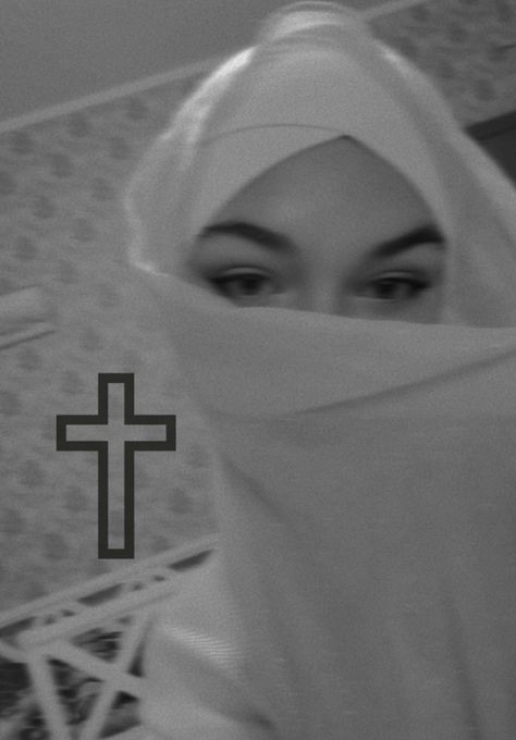 Christian Veils, Christian Modesty, Face Veil, Bible Time, Aesthetic Guys, Christian Art, Life Goals, Minimal Fashion, Gods Love