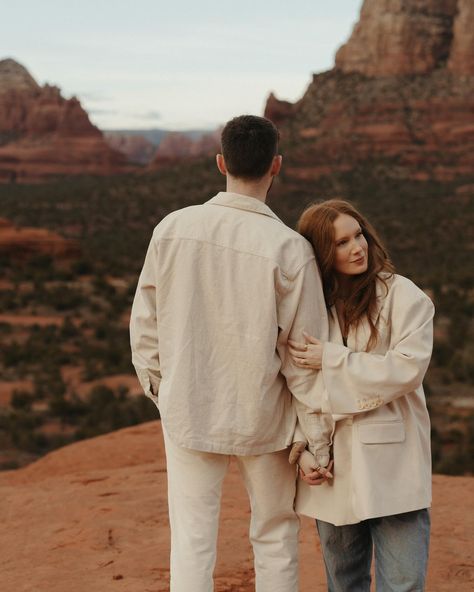 Family photos in the Arizona desert part II ☄️ Arizona Desert, Instagram Family, Family Vacation, Family Photos, Arizona, On Instagram, Quick Saves, Instagram