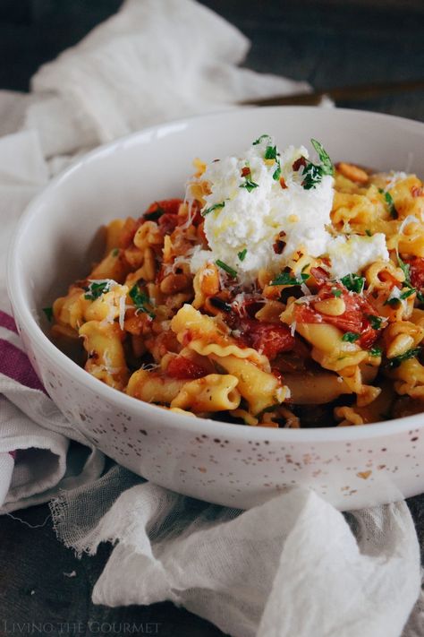 Campanelle with Fresh Tomato Sauce - Living The Gourmet Campanelle Pasta Recipes, Salad Pasta Recipes, Sweet Meatballs, Campanelle Pasta, Fresh Tomato Sauce, Cooking Tomatoes, European Recipes, Salad Pasta, Sauteed Vegetables