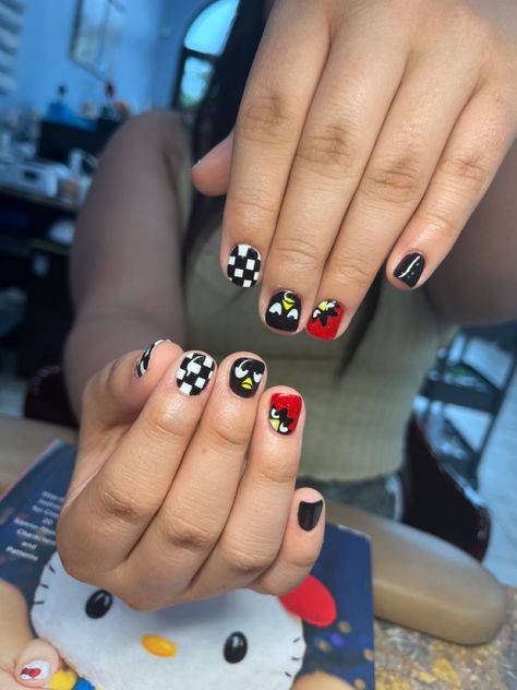 #nailart #sanrio #sanrionails #gelpolish #gelmanicure #shortnaildesigns Sanrio Nails Ideas, Badtz Maru Acrylic Nails, Badtz Maru Outfit Ideas, Sanrio Manicure, Sanrio Nails Design, Sanrio Nail Ideas, Badtz Maru Nails, Short Sanrio Nails, Sanrio Nails Short