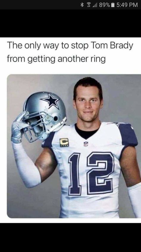 Tom Brady Meme, Dallas Cowboys Jokes, Football Humor Nfl, College Football Memes, Nfl Jokes, Cowboy Humor, Funny Nfl, Nfl Funny, Ceedee Lamb