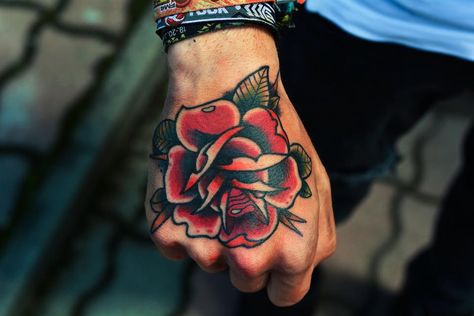 Old school rose / by Zsombor Nagy / Perspektiv Tattoo Budapest Hungary Old School Hand Tattoo, Tattoo Budapest, Hand Palm Tattoos, Old School Rose, Skull Rose Tattoos, Rose Tattoos For Men, Art Flash, Tattoo Old School, Tattoo Hand