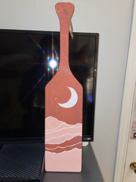 Boho Paddle Sorority, Flower Paddle Sorority, Painted Sorority Paddle, Painted Paddles Sorority, Sorority Graduation Paddle, Aesthetic Sorority Paddles, Paddle Painting Ideas Sorority, Paddle Designs Sorority, Sorority Paddles Unique