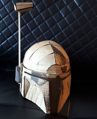 Mandalorian / Boba Fett Cardboard Helmet : 9 Steps (with Pictures) - Instructables Mask Cardboard, Cardboard Helmet, Diy Helmet, Magic Sculpt, Foam Costume, Boba Fett Helmet, Mandalorian Cosplay, Laser Cut Earrings Acrylics, Helmet Concept