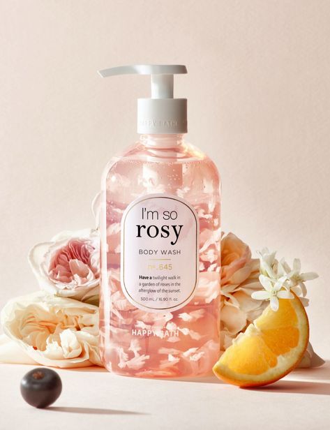 Body Wash Packaging Design, Body Care Packaging, Shower Layout, Body Wash Packaging, Bath Products Packaging, Cosmetic Labels Design, Graphic Designer Studio, Feminine Body, Dry Body Oil