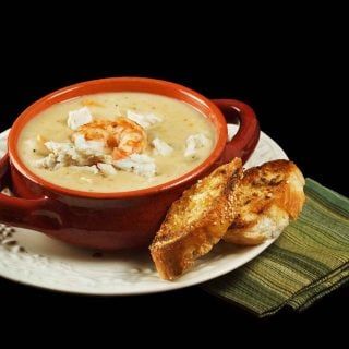 Crab Chowder Recipes, Shrimp And Corn Soup, Crab Chowder, Shrimp Chowder, Crab Stuffed Shrimp, Crab Soup, Shrimp And Vegetables, Seafood Chowder, Chowder Recipe