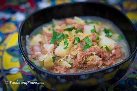 Corned Beef with Cabbage and Potato is a simple and budget-friendly dish involving canned corned beef. This dish is pretty close to sinabawang corned beef Canned Corned Beef Recipe, Beef With Cabbage, Canned Corned Beef, Spaghetti With Ground Beef, Pinoy Foods, Corn Beef, Cabbage And Potatoes, Ground Beef Pasta, Corned Beef And Cabbage