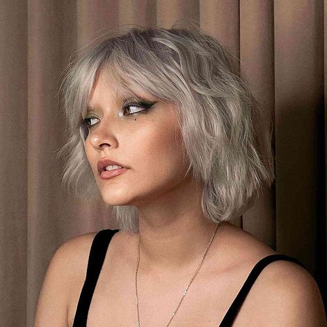 Silver Short Hair, Short Blonde Hair Ideas, Valentine Ghost, Silver Bob, Short Hair Fringe, Short Hair Bride, Short Blonde Bobs, Blonde Hair Ideas, Neutral Blonde