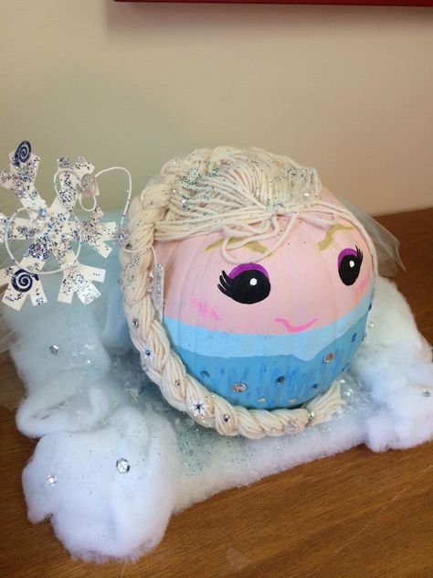 Frozen's Elsa Pumpkin Frozen Painted Pumpkin, Elsa Painted Pumpkin, Elsa Pumpkin Decorating, Elsa Pumpkin Ideas, Frozen Pumpkin Decorating, Frozen Pumpkin Painting, Elsa Pumpkin Painting, Character Pumpkins Storybook, Elsa Pumpkin Carving