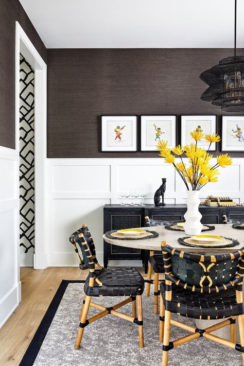 Black Grasscloth Wallpaper Dining Room, Black Grasscloth Wallpaper Bathroom, Black And Yellow Interior Design, Black Grasscloth Wallpaper, Grasscloth Wallpaper Dining Room, Grasscloth Dining Room, White Wainscotting, Warm Dining Room, Panel Walls