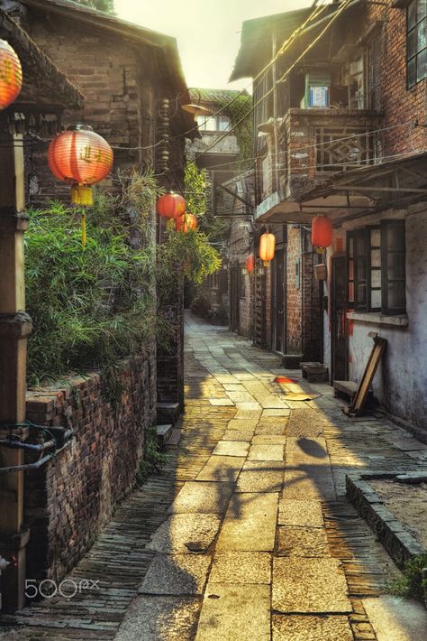 China Street, Asian Architecture, Japan Street, Landscape Photography Tips, Chinese Landscape, Japan Aesthetic, Old Street, Easy Listening, Chinese Architecture