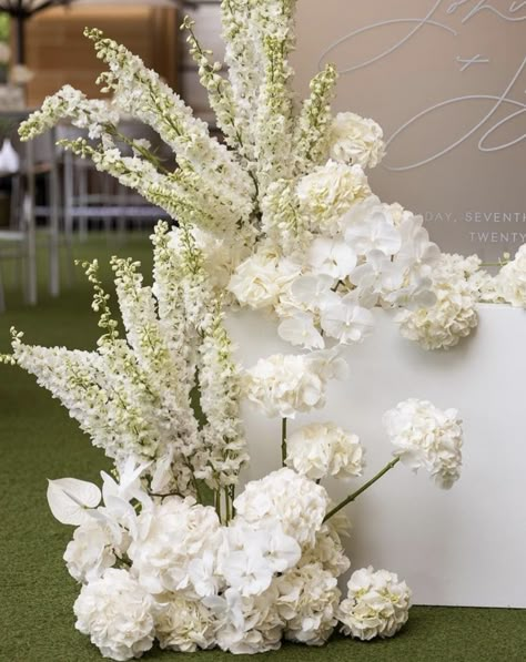 Hydrangea Altar Arrangement, Heaven Wedding, White Floral Decor, White Flowers Wedding, Raj Kapoor, Flower Props, Aspen Wedding, Decor Studio, Chateau Wedding