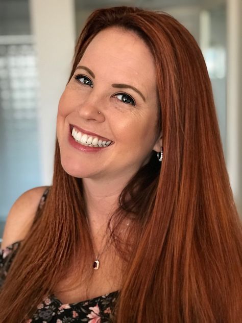 5 Ways to Build Mom Confidence - https://redheadmom.com/2018/07/09/5-ways-to-build-mom-confidence/ #SavingStyleAtWM #beauty #ontheblog #blogger #DegreeWomen #motherhood #ad Chili Heeler, Redhead Mom, Average Woman, Oc Inspo, Fame Dr, Red Head, Mom Blogs, 5 Ways, Redheads