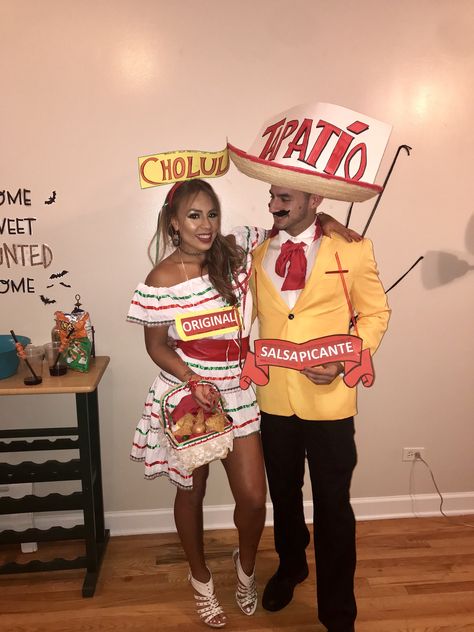 Tapatio And Cholula Costume, Halloween Costumes Couples Mexican, Cholula Costume, Mexican Couple Costume Ideas, Tapatio Costume, Loteria Costumes Ideas, Mexican Halloween Costume, Scary Halloween Cakes, Sibling Halloween Costumes