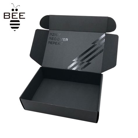 luxury black gift box Black Mailer Box Packaging, Black Box Packaging, Rigid Box Packaging, Mailer Box Design, Mailer Box Packaging, Custom Shipping Boxes, Luxury Box Packaging, Custom Mailer Boxes, Luxury Packaging Design