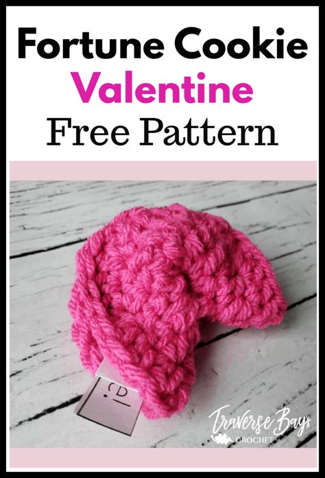 Crochet Fortune Cookie Pattern, Crochet Candy Heart Pattern Free, No Sew Valentine Crafts, Valentine Free Crochet Pattern, Crochet Valentines Gifts For Him, Crochet Valentines Ideas For Men, Galentines Gifts Crochet, Small Crochet Valentines Ideas, Crochet Hershey Kiss Free Pattern