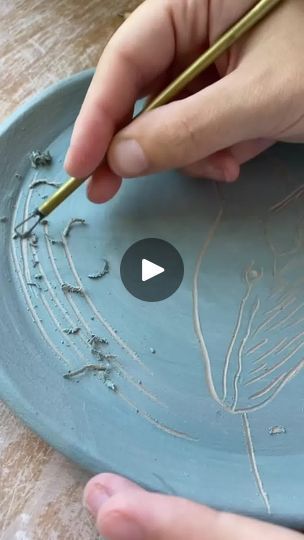 How to do sgraffito ❤️
•••
Follow @deco.bull for more! | By The Ceramic SchoolFacebook Sgraffito Designs Easy, Scraffito Designs Simple, Sgraffito Ceramics, Sgraffito Designs, Sgraffito Pottery, Sgraffito Technique, Sgraffito, Pottery Ideas, Simple Designs