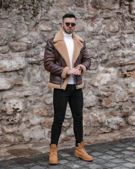 Winter Men Outfit 2023, Outfit Timberland Hombre, Shearling Jacket Outfit Men, Jean Sherpa Jacket Outfit, Mens Turtleneck Outfits, Turtleneck Outfit Men, Winter Outfits For Men, Timberland Boots Outfit Mens, Mens Winter Fashion Outfits