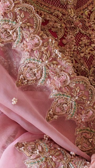 Lehenga Kurta, Victorian Inspired Fashion, Embroidery Zardozi, Nikah Outfit, Casual Wedding Attire, Latest Bridal Lehenga, Bridal Dupatta, Wedding Lehenga Designs, Bridal Dresses Pakistan