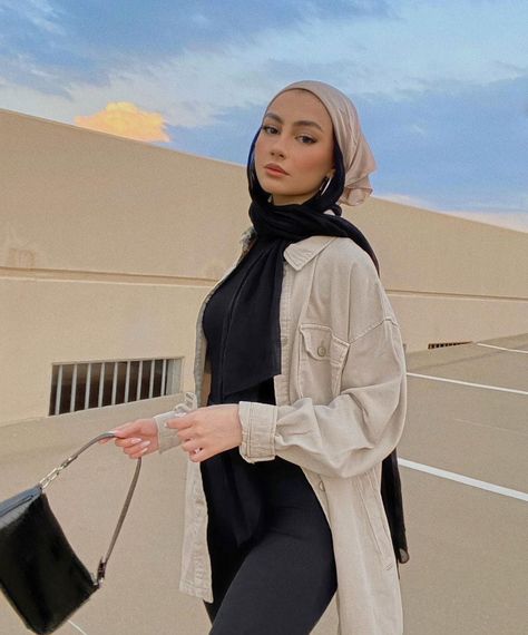 All The Ways To Wear A Bandana With Hijab - Hijab Fashion Inspiration Hijab Fashion, Instagram, Black