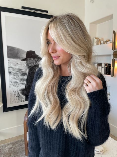 Happily ever allen, natalie mckell hair, hair Blonde Hair Small Shadow Root, Bright Blonde Balayage Long Hair, Natalie Mckell Hair, European Blonde Hair, Lived In Blonde With Extensions, Blonde Hair For Dark Roots, Bright Blonde Root Smudge, Kait Davis Hair, Blonde Smudge Root