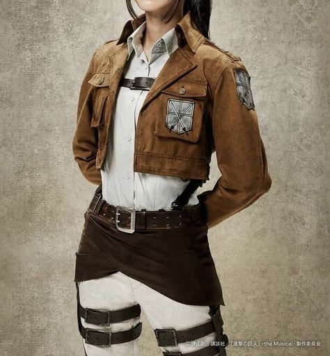 Attack On Titan Uniform, Attack On Titan Costume, Aot Cosplay, Levi Cosplay, Sasha Braus, Halloween Coustumes, Snk Cosplay, Armin Arlert, Cute Cosplay