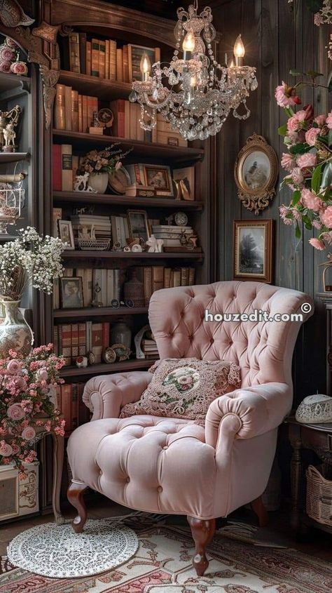 Chic Bedroom Decor, Shabby Chic Living, Home Library Design, Shabby Chic Bedroom, Aesthetic Rooms, Chic Bedroom, Dream House Interior, Dream House Decor, Rustic Elegance