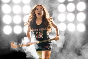 Media Day Field Hockey, Field Hockey Poses Photo Ideas, Field Hockey Photos, Field Hockey Photoshoot, Field Hockey Media Day Poses, Lacrosse Media Day Poses, Lacrosse Photoshoot, Hockey Photoshoot, Hockey Poses