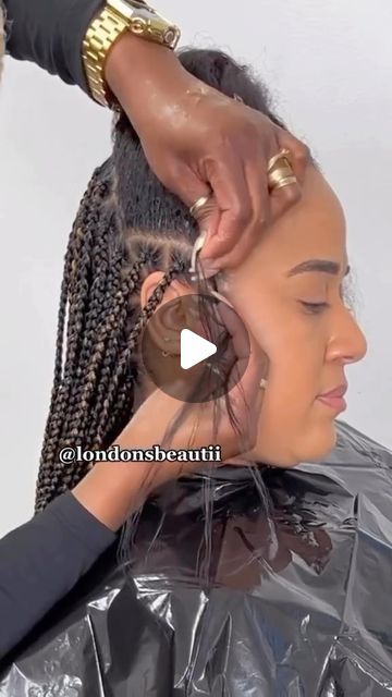 ✨Darlynda George✨-📍MARYLAND📍 on Instagram: "#LBKNOTLESSBOXBRAIDS
WWW.LONDONSBEAUTII.COM
Link in my bio ☝🏾
#LondonsBeautii
•
Shop @londonsbeautiiaccessories
WWW.LONDONSBEAUTII.COM
Link in bio 
•
#dmvhairstylists #dmvbraids #dmvbraiders #knotlessbraids #knotlessboxbraids #knotlessboxbraidsdmv #knotlessbraids #knotlessbraidsdmv #naturalhair #protectivestyles #protectivestyle #naturalhair #protectivehairstyles #hairsalonnearme #lbknotlessboxbraids #knotlessbraids" Knotless Braid Hairstyles, How To Braid Hair, Braids With Shaved Sides, Shaved Sides, Plaits, Back Off, Protective Styles, Protective Hairstyles, Box Braids