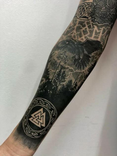 German Tattoo For Men, Flower Tato, Scorpions Tattoo, Celtic Sleeve Tattoos, Viking Tattoos For Men, Viking Rune Tattoo, Viking Warrior Tattoos, Tattoo Sun, Gothic Tattoos