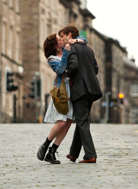 Thomas Jane, Film Cult, Jim Sturgess, Movie Kisses, Mia Wasikowska, Carla Gugino, 2011 Movies, I Love Cinema, Matthew Macfadyen