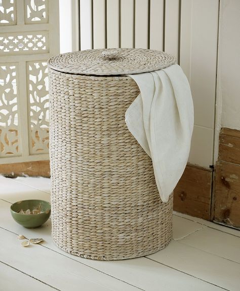 Divided Laundry Hamper, Laundry Hamper With Lid, Bathroom Basket Storage, Feather Wall Hanging, Basket And Crate, Washing Basket, Laundry Baskets, Small Space Storage, Handcrafted Furniture